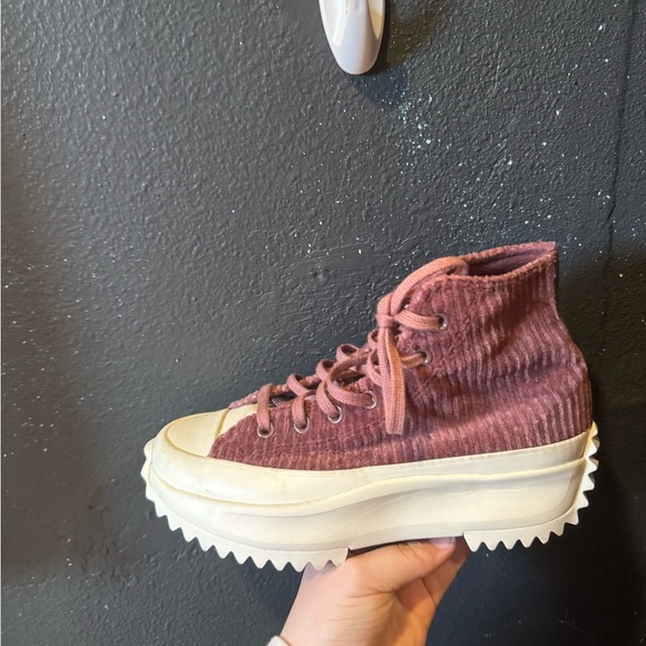 Converse Pink High-Top Platform Sneakers with Textured Fabric - Picture 7 of 8